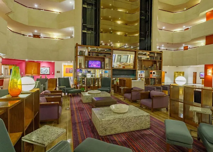 Camino Real Aeropuerto Hotel 5*