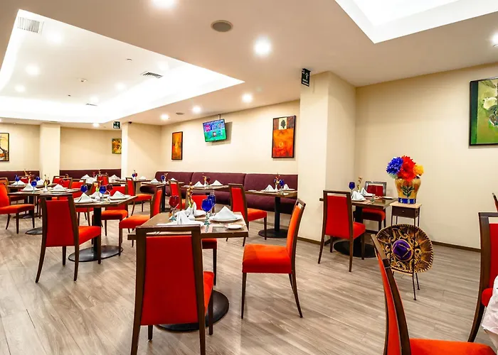 Camino Real Aeropuerto Hotel 5*