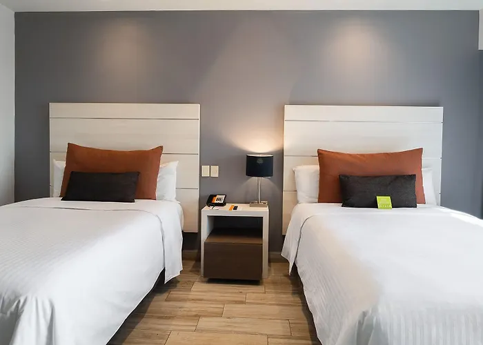 Hotel Camino Real Aeropuerto
