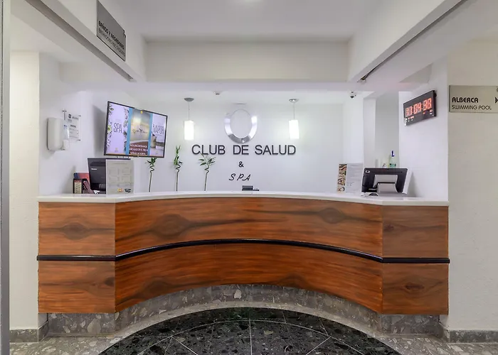Camino Real Aeropuerto 5*